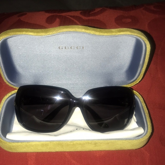 Gucci sunglasses - Picture 1 of 4